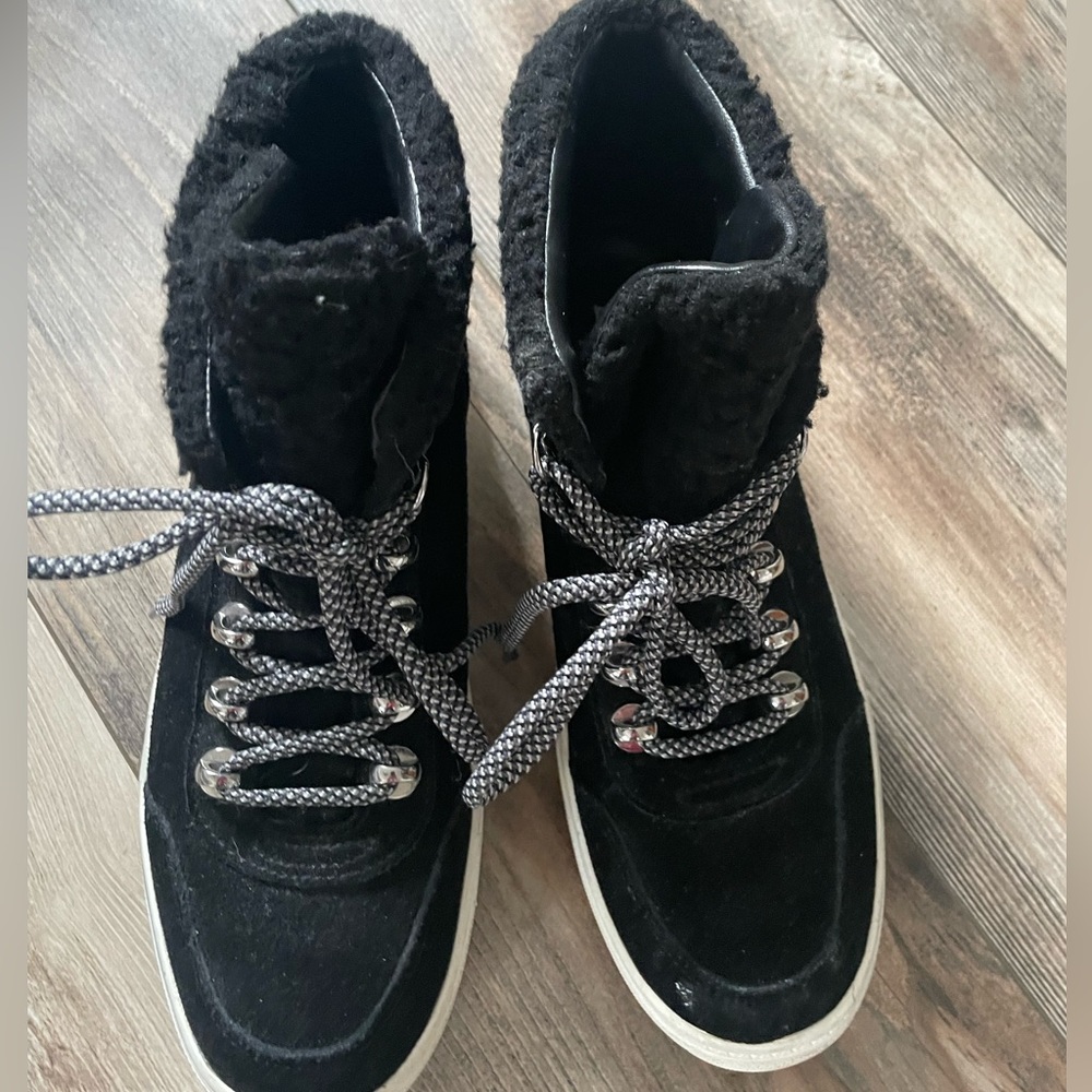 Marc Fisher  limited size 9 high boot/sneaker